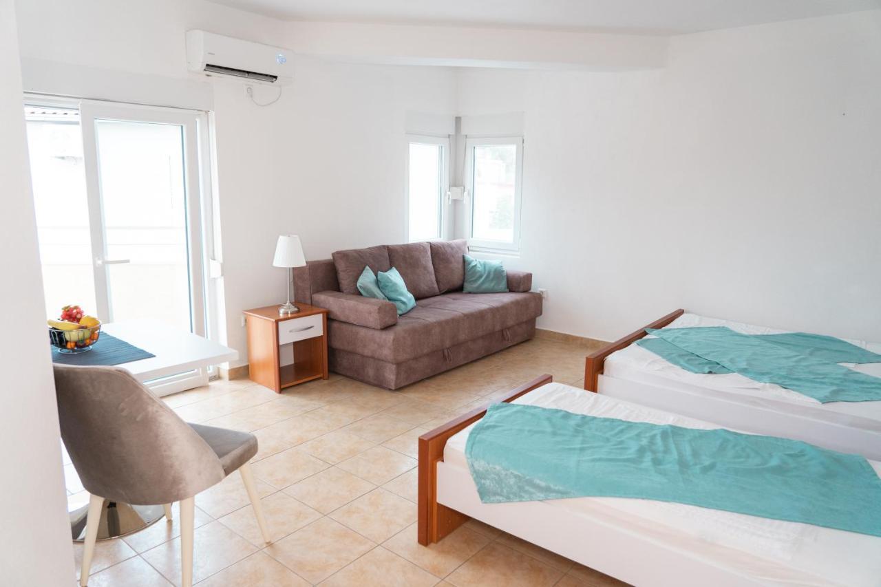 Apartments Sejla Ulcinj Exterior photo